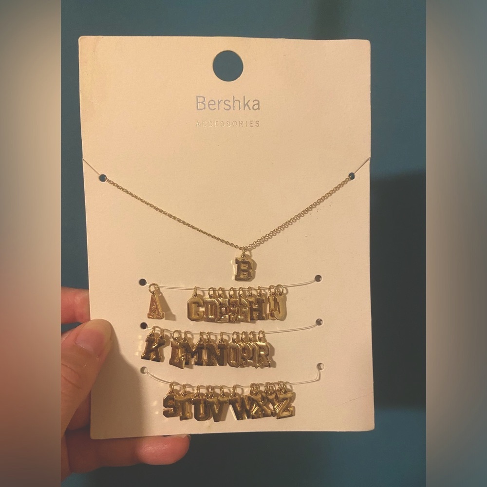 Bershka Interchangeable Initial Necklace ✨
